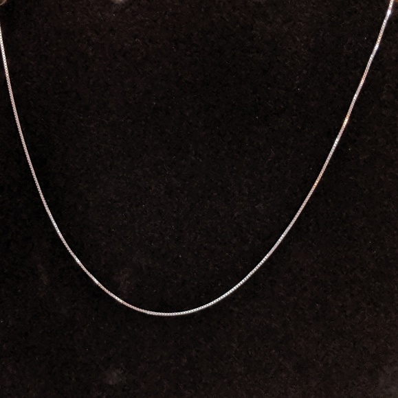 Solid Sterling Silver Box Chain - Picture 2 of 4